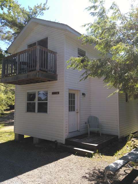 Horseblock Point Cottages